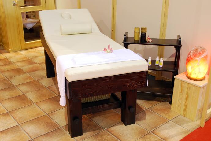 Các câu hỏi thường gặp về việc mua giường massage làm đẹp